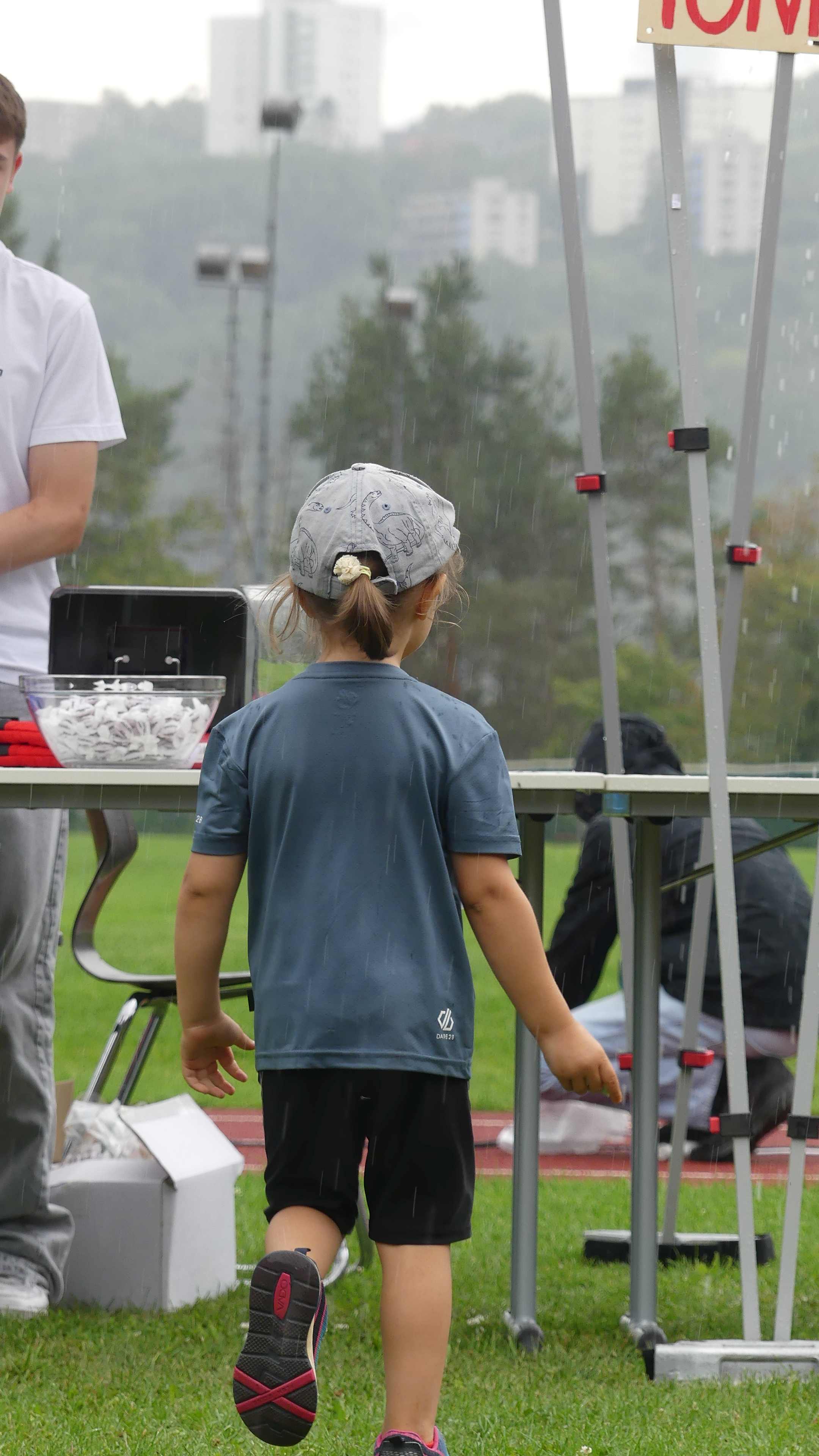 Bild vom 15. Benefizlauf im Jahr 2025. Dies ist das 439. Bild.